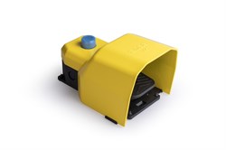 Педаль EMAS с защитной крышкой, 2 скорости, с функцией сброса (1НО+1НЗ)+2НЗ PDKS11GX23 - фото 327085